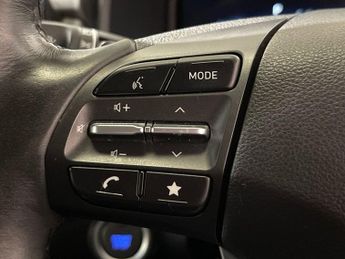 HYUNDAI KONA 64kWh Premium SUV 5dr Electric Auto (10.5kW Charger) (204 ps)