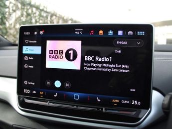 VOLKSWAGEN ID.4 Pro 77kWh Style SUV 5dr Electric Auto (286 ps)