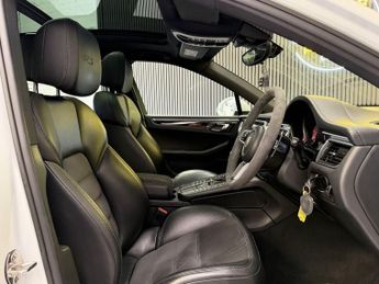 PORSCHE MACAN 3.0T V6 GTS SUV 5dr Petrol PDK 4WD Euro 6 (s/s) (360 ps)