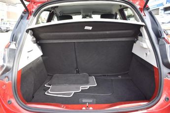 RENAULT ZOE R135 52kWh GT Line Hatchback 5dr Electric Auto (i, Rapid Charge)