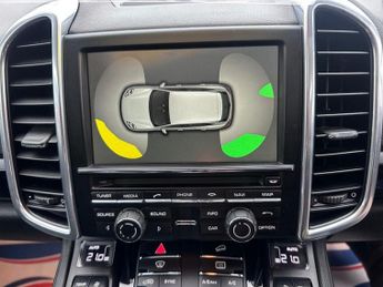 PORSCHE CAYENNE 3.0 TD V6 SUV 5dr Diesel TiptronicS 4WD Euro 6 (s/s) (262 ps)