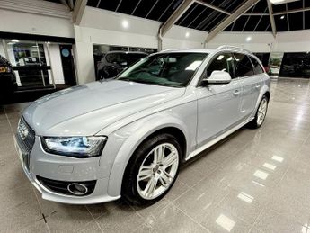 AUDI A4 ALLROAD 2.0 TDI Sport Estate 5dr Diesel S Tronic quattro Euro 5 (s/s) (1