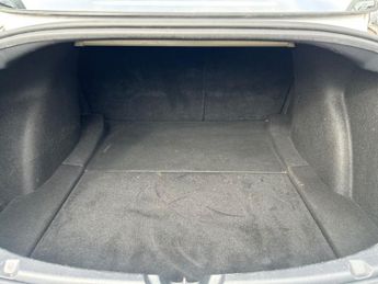 TESLA Model 3 (Dual Motor) Long Range Saloon 4dr Electric Auto 4WDE (346 ps)