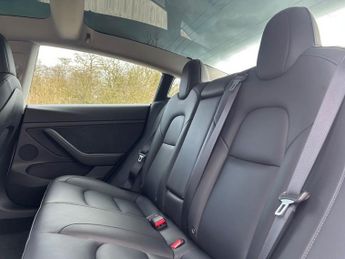 TESLA Model 3 (Dual Motor) Long Range Saloon 4dr Electric Auto 4WDE (346 ps)