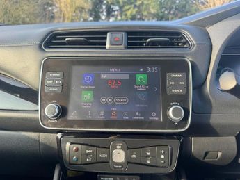 NISSAN LEAF 39kWh N-Connecta Hatchback 5dr Electric Auto (150 ps)