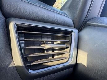 NISSAN LEAF 39kWh N-Connecta Hatchback 5dr Electric Auto (150 ps)