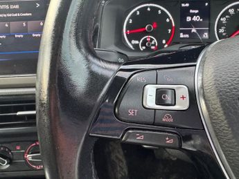 VOLKSWAGEN POLO 1.0 TSI Match Hatchback 5dr Petrol DSG Euro 6 (s/s) (95 ps)