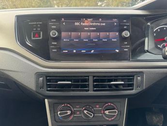 VOLKSWAGEN POLO 1.0 TSI Match Hatchback 5dr Petrol DSG Euro 6 (s/s) (95 ps)