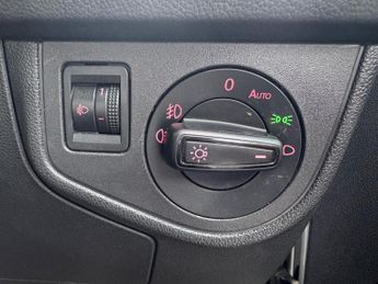 VOLKSWAGEN POLO 1.0 TSI Match Hatchback 5dr Petrol DSG Euro 6 (s/s) (95 ps)