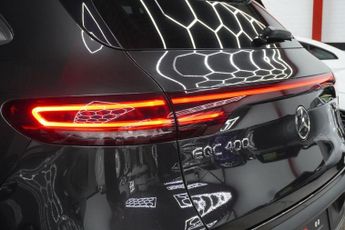 MERCEDES-BENZ EQC EQC 400 80kWh AMG Line (Premium Plus) SUV 5dr Electric Auto 4MAT