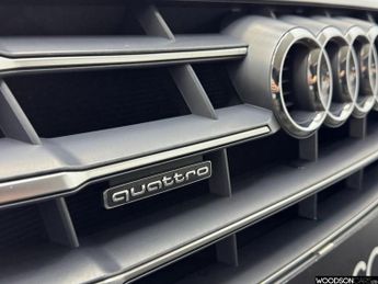 AUDI Q5 2.0 TDI Sport SUV 5dr Diesel S Tronic quattro Euro 6 (s/s) (190 