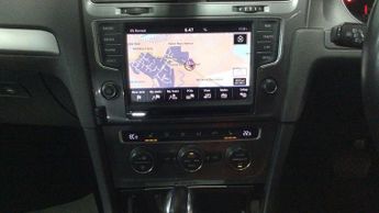 VOLKSWAGEN E-GOLF e-Golf Hatchback 5dr Electric Auto (115 ps)