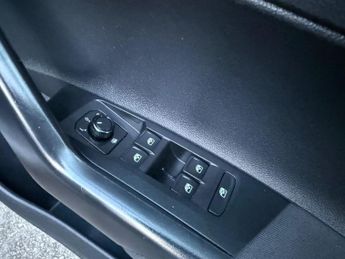 VOLKSWAGEN POLO 1.0 TSI Match Hatchback 5dr Petrol DSG Euro 6 (s/s) (95 ps)