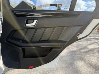 MERCEDES-BENZ E CLASS 5.5 E63 V8 BiTurbo AMG Saloon 4dr Petrol SpdS MCT Euro 6 (s/s) (