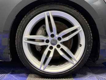 AUDI A5 2.0 TDI 40 S line Sportback 5dr Diesel S Tronic quattro Euro 6 (