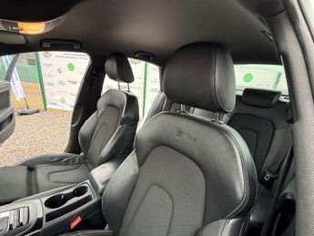 AUDI A4 2.0 TDI Black Edition Saloon 4dr Diesel S Tronic quattro Euro 5 