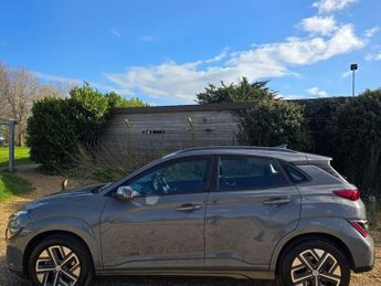 HYUNDAI KONA 39kWh SE Connect SUV 5dr Electric Auto (10.5kW Charger) (136 ps)