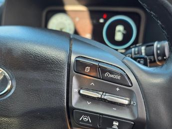 HYUNDAI KONA 39kWh SE Connect SUV 5dr Electric Auto (10.5kW Charger) (136 ps)