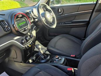 MINI COUNTRYMAN 1.5 7.6kWh GPF Cooper SE SUV 5dr Petrol Plug-in Hybrid Auto ALL4
