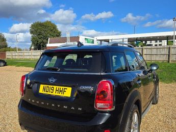 MINI COUNTRYMAN 1.5 7.6kWh GPF Cooper SE SUV 5dr Petrol Plug-in Hybrid Auto ALL4