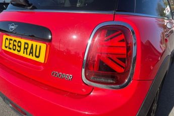 MINI HATCH 1.5 Cooper Classic Hatchback 3dr Petrol Steptronic Euro 6 (s/s) 