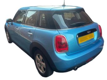 MINI HATCH 1.5 Cooper Hatchback 5dr Petrol Auto Euro 6 (s/s) (136 ps) Panor