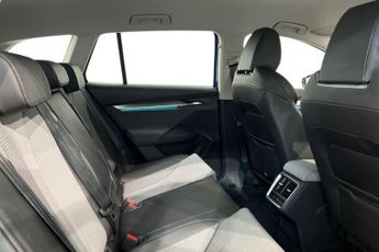 SKODA ENYAQ IV 62kWh 60 SUV 5dr Electric Auto (DC120kW) (179 ps) Rear View Came