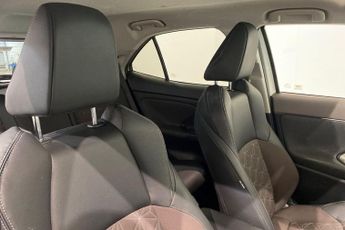 TOYOTA YARIS CROSS 1.5 VVT-h Excel SUV 5dr Petrol Hybrid E-CVT Euro 6 (s/s) (116 ps