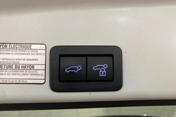 TOYOTA YARIS CROSS 1.5 VVT-h Excel SUV 5dr Petrol Hybrid E-CVT Euro 6 (s/s) (116 ps