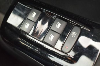 CITROEN C3 1.2 PureTech MAX Hatchback 5dr Petrol EAT6 Euro 6 (s/s) (110 ps)