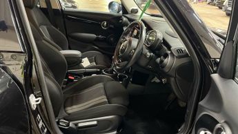 MINI HATCH 2.0 Cooper S Hatchback 5dr Petrol Auto Euro 6 (s/s) (192 ps)