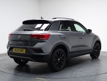VOLKSWAGEN T-ROC 1.5 TSI EVO Black Edition SUV 5dr Petrol DSG Euro 6 (s/s) (150 p