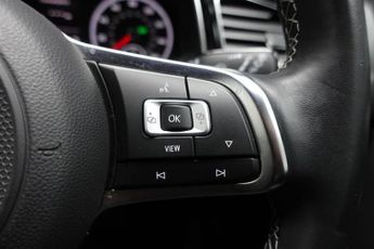 VOLKSWAGEN T-ROC 1.5 TSI EVO Black Edition SUV 5dr Petrol DSG Euro 6 (s/s) (150 p