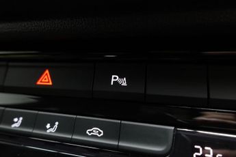 VOLKSWAGEN T-ROC 1.5 TSI EVO Black Edition SUV 5dr Petrol DSG Euro 6 (s/s) (150 p