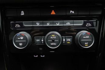 VOLKSWAGEN T-ROC 1.5 TSI EVO Black Edition SUV 5dr Petrol DSG Euro 6 (s/s) (150 p