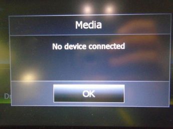 RENAULT CLIO 1.5 dCi Dynamique S Nav Hatchback 5dr Diesel EDC Euro 6 (s/s) (9