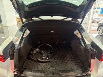 JAGUAR I-PACE 400 90kWh SE SUV 5dr Electric Auto 4WD (400 ps)