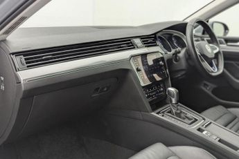 VOLKSWAGEN PASSAT 1.4 TSI 13kWh GTE Estate 5dr Petrol Plug-in Hybrid DSG Euro 6 (s