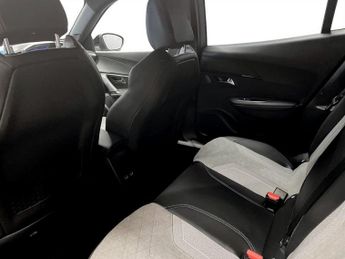 PEUGEOT E-2008 50kWh GT Premium SUV 5dr Electric Auto (136 ps)