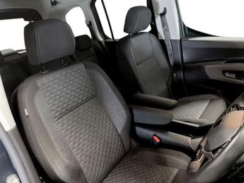 PEUGEOT e-Rifter 52kWh GT Standard MPV 5dr Electric Auto (7.4kW Charger) (136 ps)