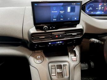 PEUGEOT e-Rifter 52kWh GT Standard MPV 5dr Electric Auto (7.4kW Charger) (136 ps)