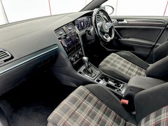 VOLKSWAGEN GOLF 2.0 TSI GPF GTI Performance Hatchback 5dr Petrol DSG Euro 6 (s/s