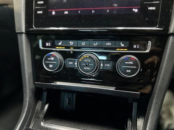 VOLKSWAGEN GOLF 2.0 TSI GPF GTI Performance Hatchback 5dr Petrol DSG Euro 6 (s/s