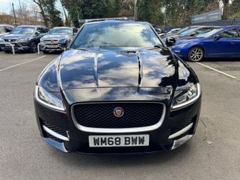JAGUAR XF 2.0i R-Sport GPF Saloon 4dr Petrol Auto Euro 6 (s/s) (250 ps)