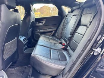 JAGUAR XF 2.0i R-Sport GPF Saloon 4dr Petrol Auto Euro 6 (s/s) (250 ps)