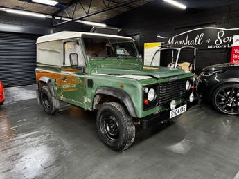 Land Rover Defender 2.5 300TDi Hard Top SUV Diesel Manual SWB (111 bhp)