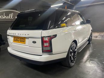 LAND ROVER RANGE ROVER 4.4 SD V8 Autobiography SUV 5dr Diesel Auto 4WD Euro 5 (339 ps)