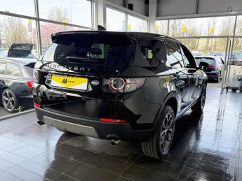 LAND ROVER DISCOVERY SPORT 2.0 TD4 Landmark SUV 5dr Diesel Auto 4WD Euro 6 (s/s) (180 ps) 1