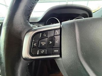 LAND ROVER DISCOVERY SPORT 2.0 TD4 Landmark SUV 5dr Diesel Auto 4WD Euro 6 (s/s) (180 ps) 1