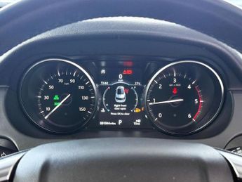 LAND ROVER DISCOVERY SPORT 2.0 TD4 Landmark SUV 5dr Diesel Auto 4WD Euro 6 (s/s) (180 ps) 1